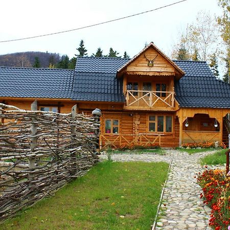 Skhovanka Dovbusha Mihove Exteriér fotografie